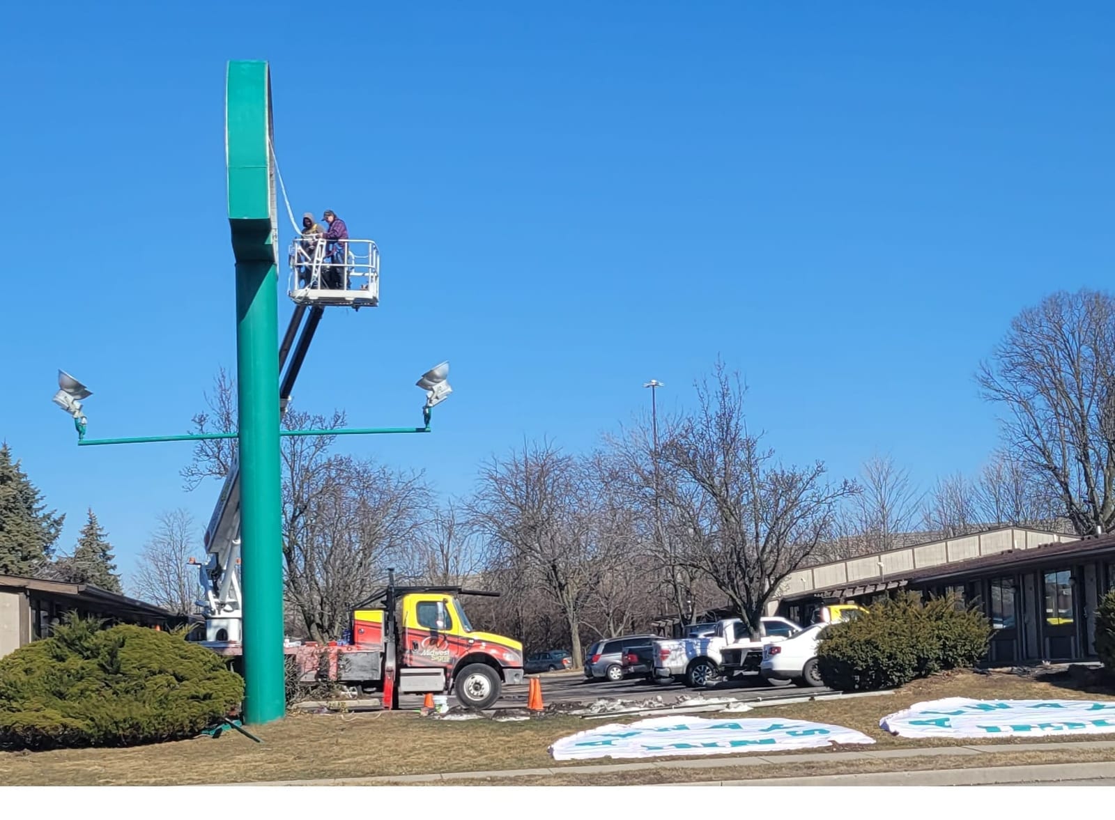 Signage Upgrade and Face Replacement for Always INN