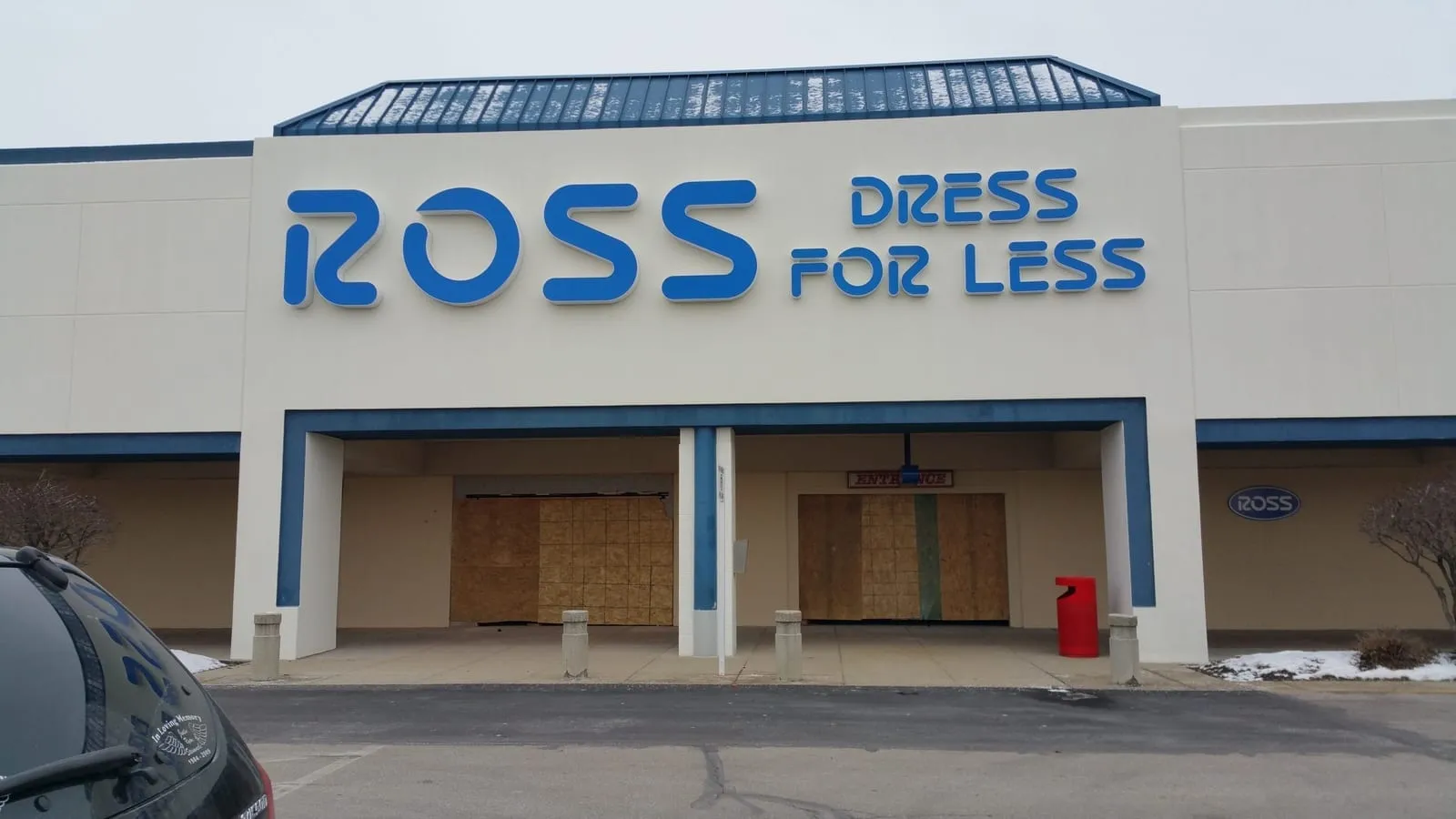 Commercial sign installation project