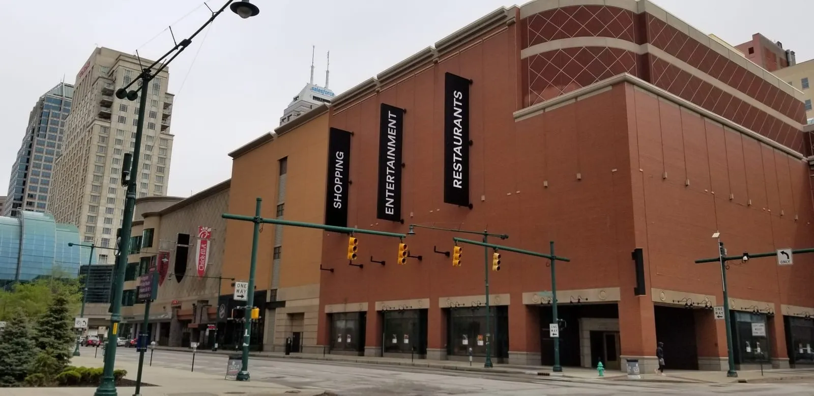 Commercial sign installation project