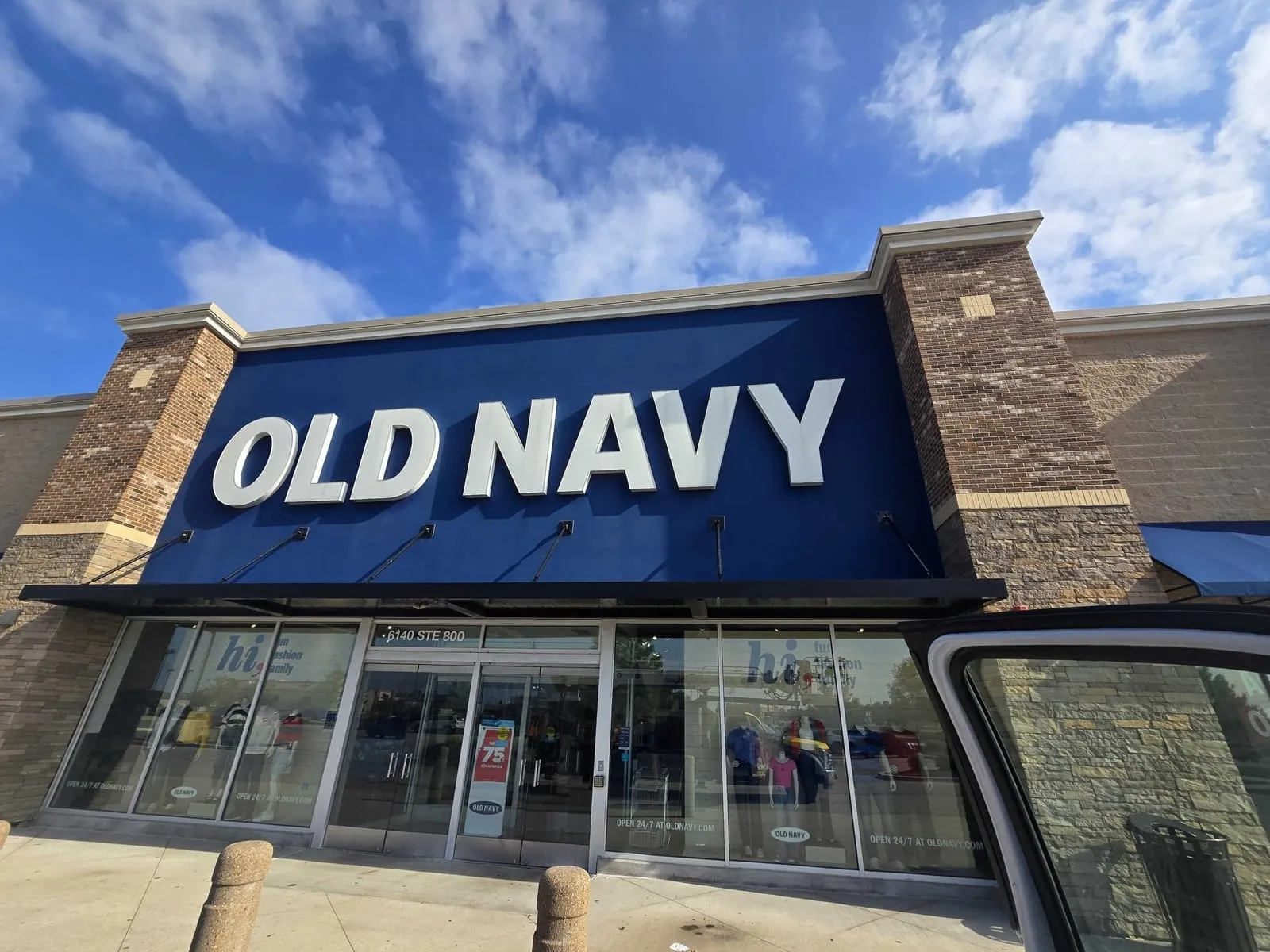 Old Navy Channel Letters Service