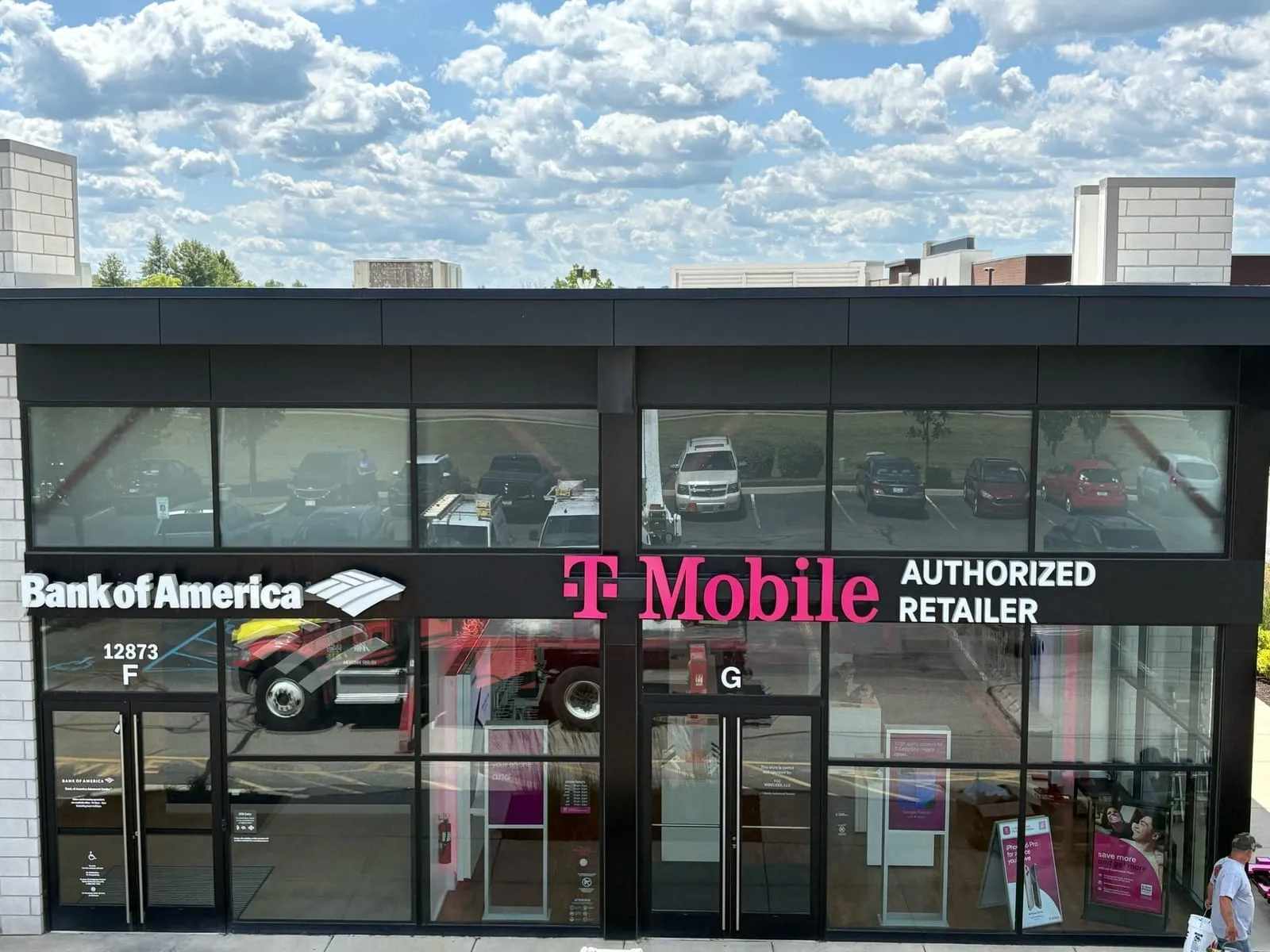 T Mobile Channel Letters Installation 3