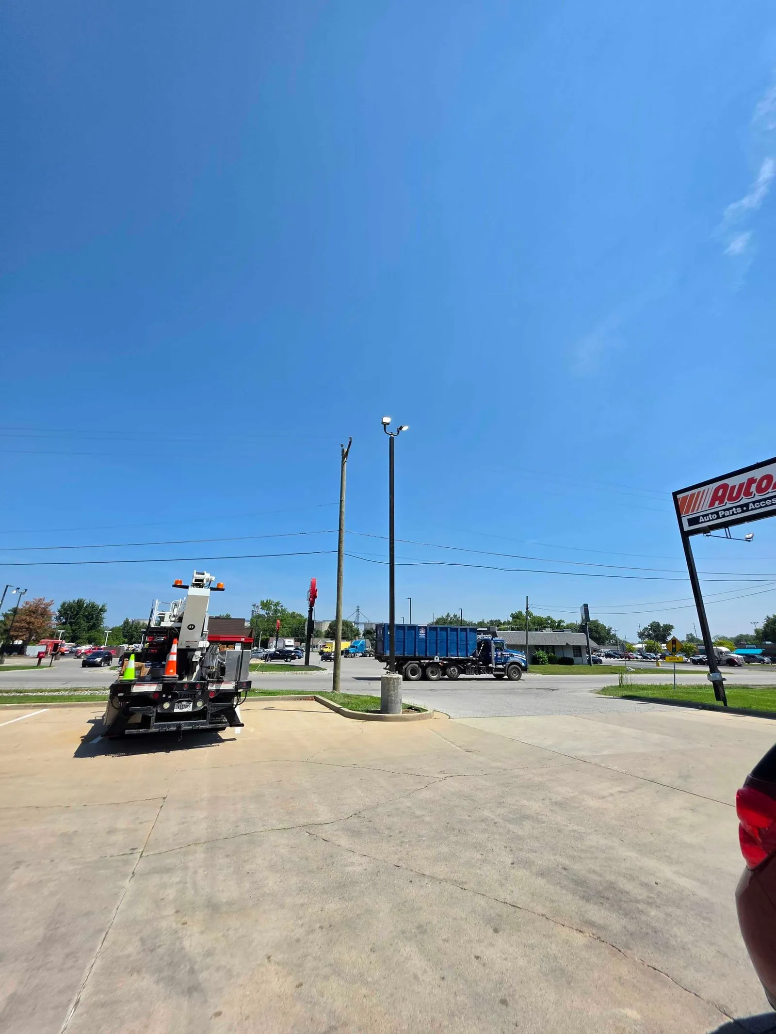 Completed AutoZone pole sign New Haven Indiana