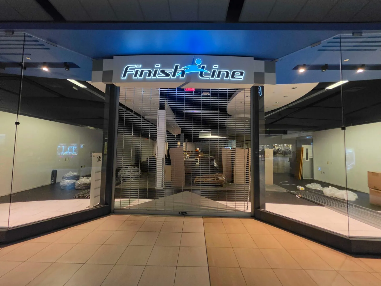 Finish Line mall interior de-brand in progress